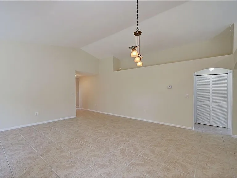 13348 NW 13th St — Photo 8