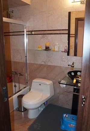 3rd image of 1908 Bergen Ave #8A