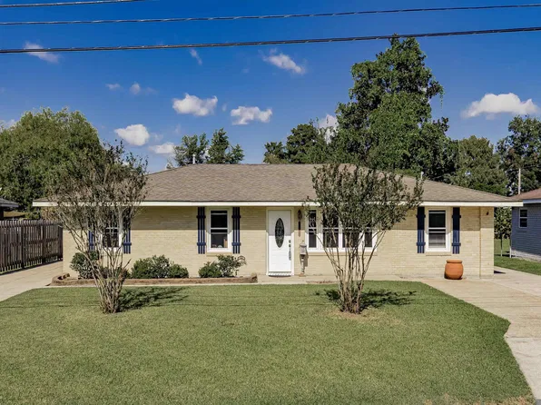 58942 Postell Ave, Plaquemine, LA 70764