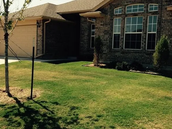 8013 Hillers Rd, Oklahoma City, OK 73132