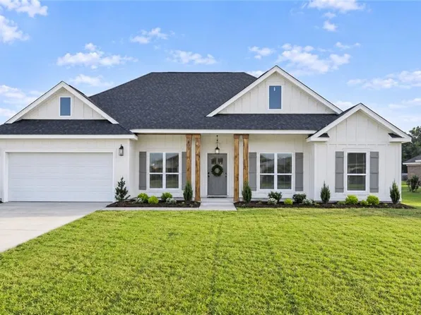 10177 Bridgewater Dr, Mobile, AL 36582
