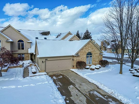 4th image of 16767 W Cobblestone West Blvd