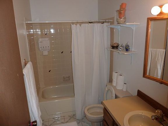 FULL BATH