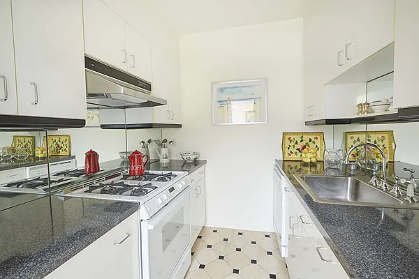 Sold by Brown Harris Stevens | media 33