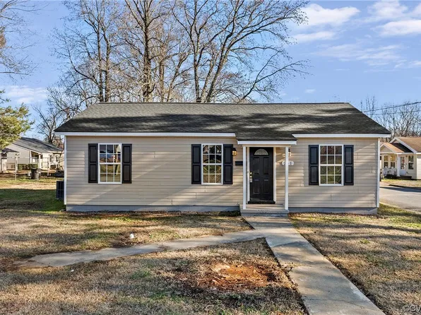 241 Evans St, Emporia, VA 23847