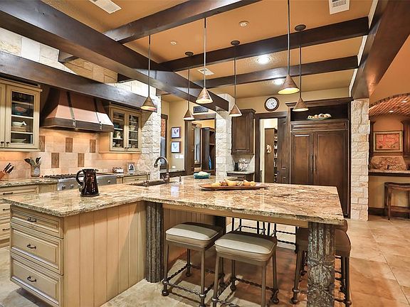 4th image of 7 Huntington Woods Estates Dr