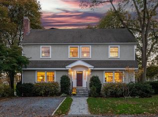 14 Wedgewood Rd, Newton, MA 02465