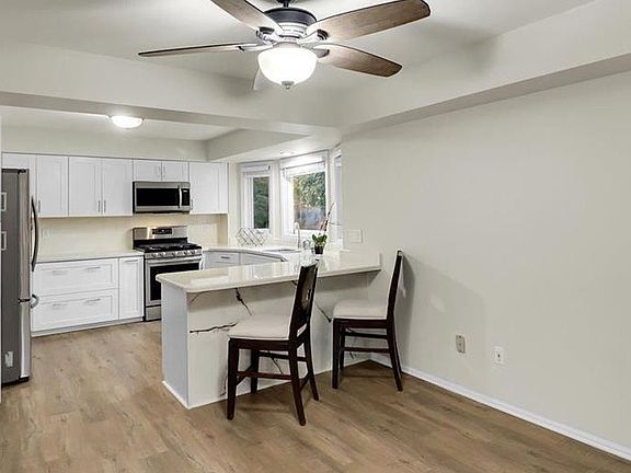 4th image of 20360 Saint Laurence Dr