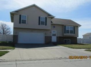 5649 Redtail Rd, Council Bluffs, IA 51501