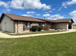 41 E Barbara St, Peck, MI 48466