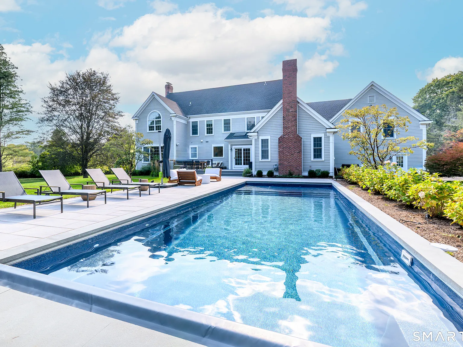 4 bed, 6.5 bath, 4936 sqft, $50,000 — Photo 2