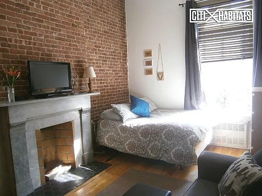 Rented by Citi Habitats | media 7