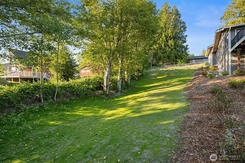 4th image of 18158 Freedom Lane