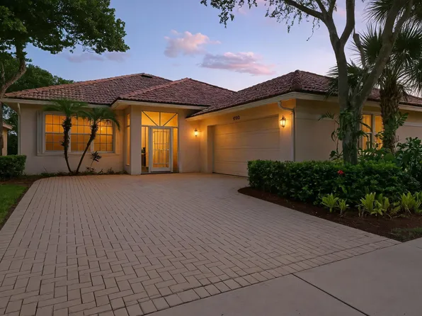 9150 Bay Harbour Circle, West Palm Beach, FL 33411