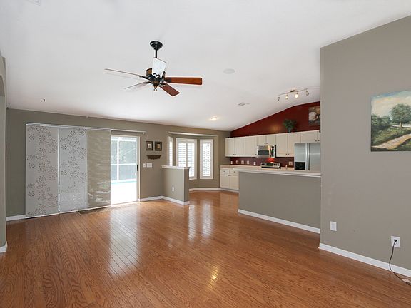 4th image of 11007 Indian Oaks Dr