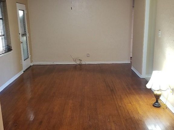 5th image of 4566 30th Ave N