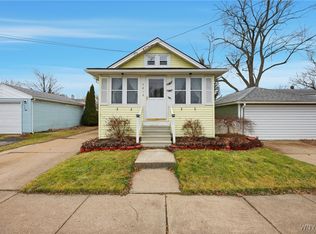 7813 Edison Ave, Niagara Falls, NY 14304