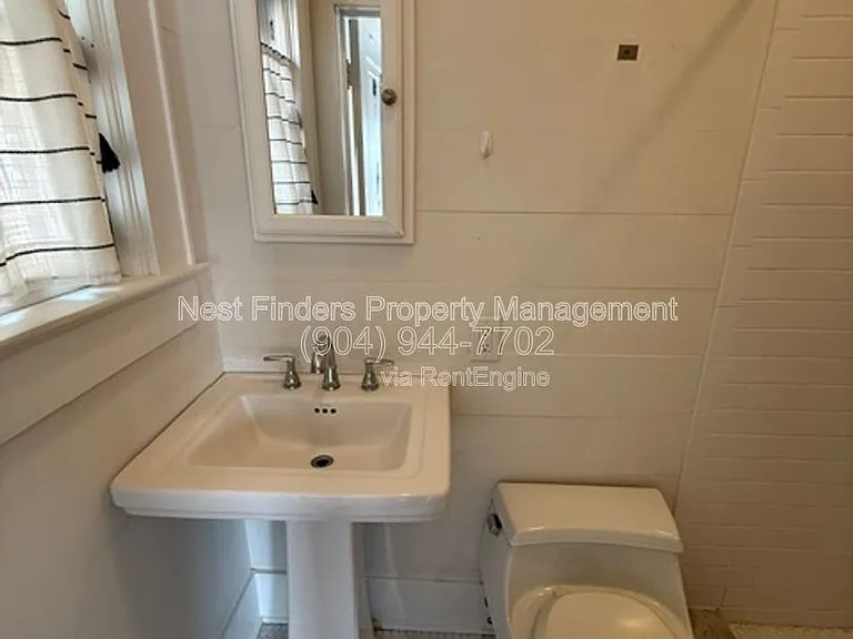 3520 Pine St — Photo 16