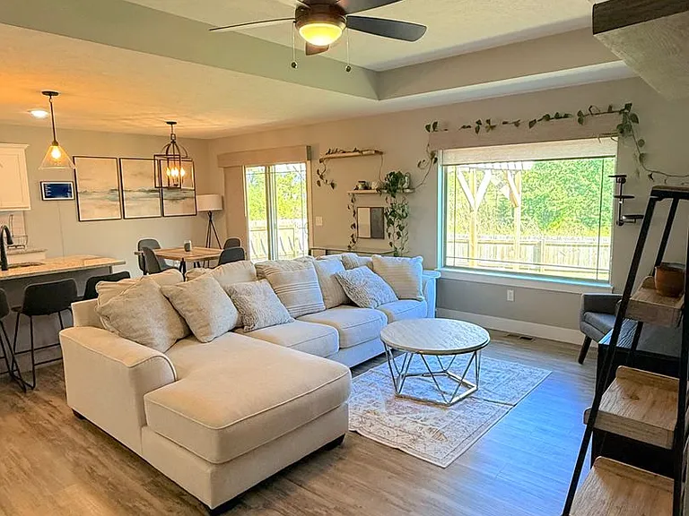 604 N Eagle Park Dr — Photo 9
