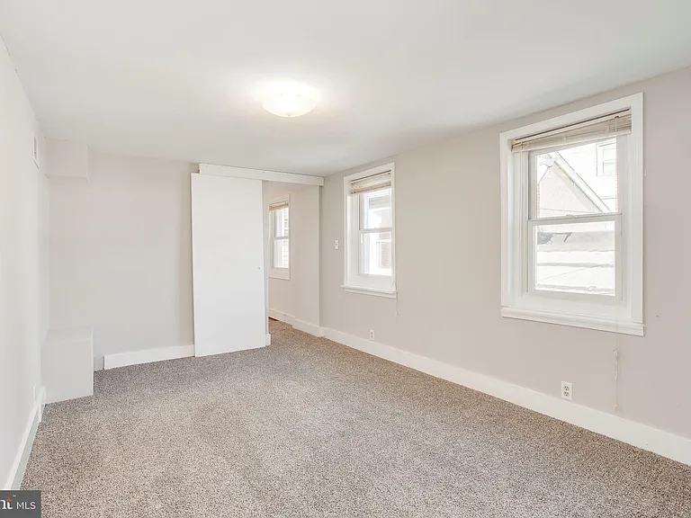 1731 E Lombard St — Photo 19