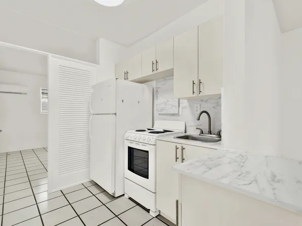 426 Santander Ave, Miami, FL