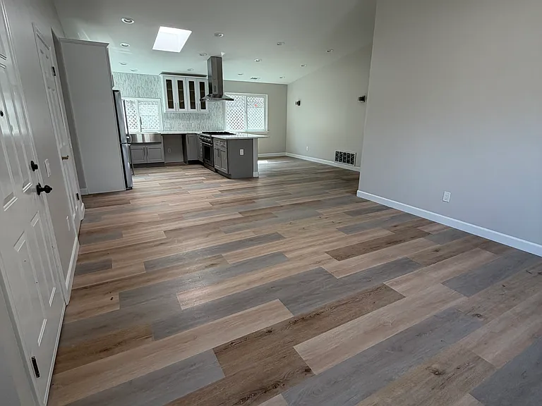 1044 Palm Ave — Photo 2
