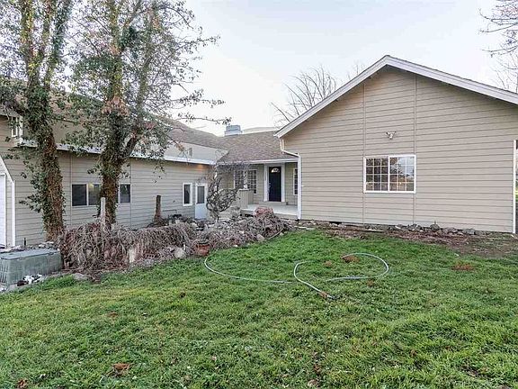 4th image of 55806 N Careywood Dr NE