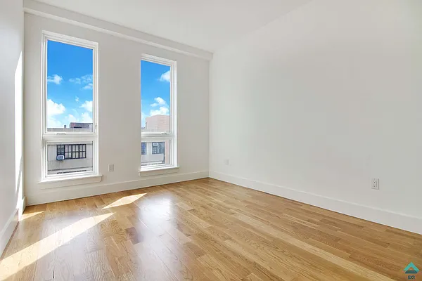 Rented by EXR | media 39