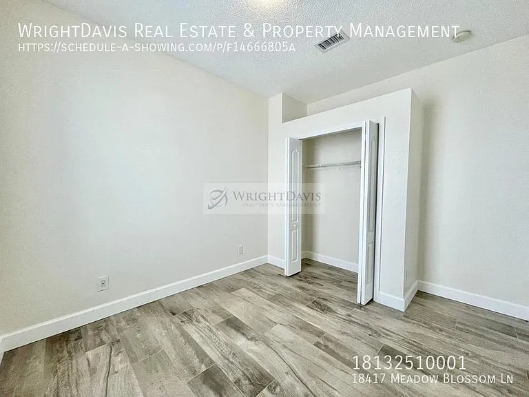 18417 Meadow Blossom Ln — Photo 22