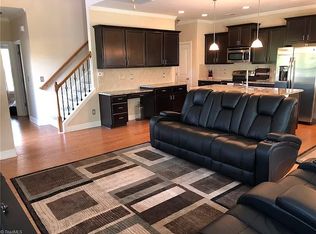 4031 Canterwood Dr, Greensboro, NC 27410