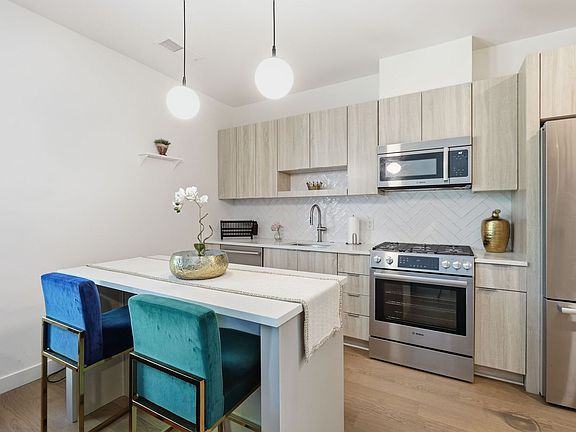 4th image of 7175 12th St NW Unit 201