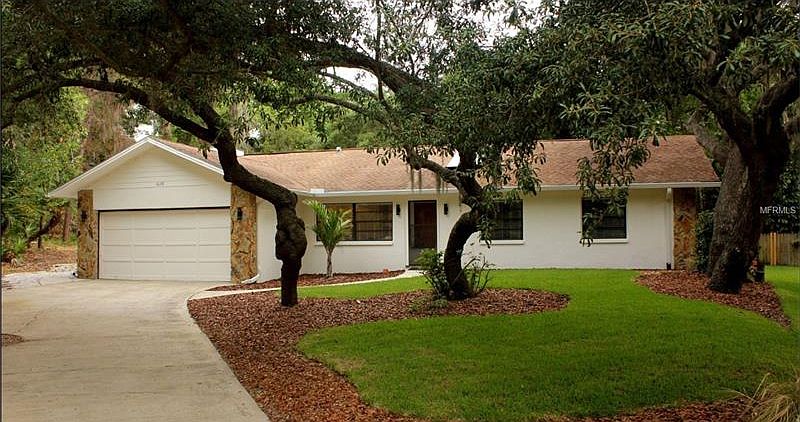 1st image of 1639 Plaza Pl