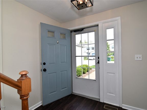 3rd image of 9590 E Idlewood Dr