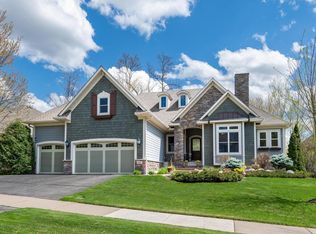 6424 Queensland Ln N, Maple Grove, MN 55311