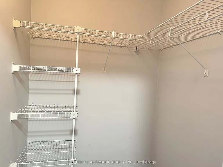 238 Doris Ave #1011 — Photo 17