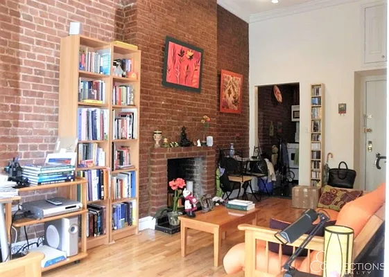 Rented by City Connections Realty | media 10