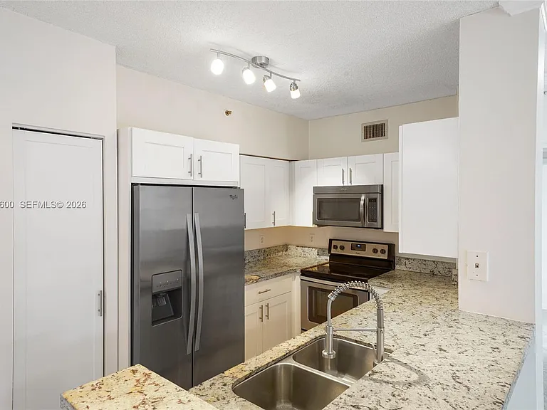 11643 W Atlantic Blvd — Photo 4