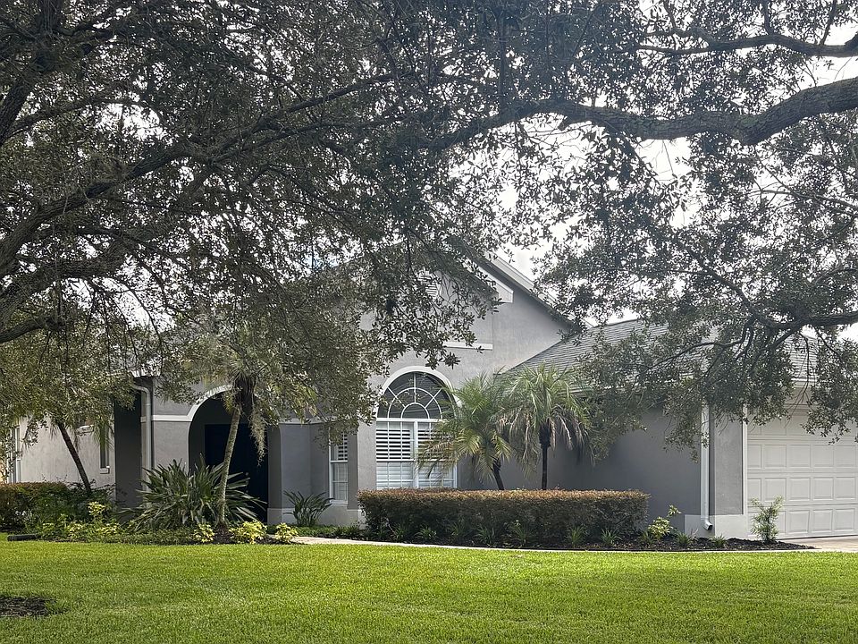 1st image of 207 Lansbrook Ct