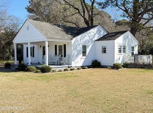 119 2nd St, Calypso, NC 28325
