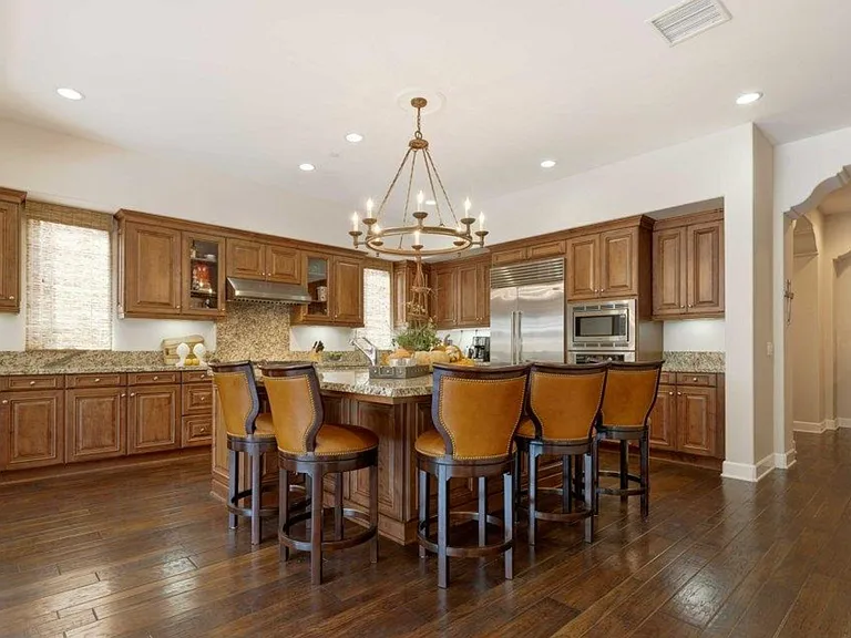 8178 Lazy River Rd — Photo 2