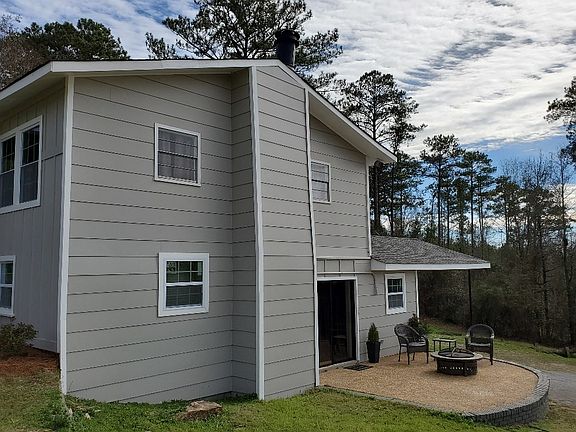 3rd image of 2 Faye Dr