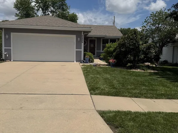 7406 SW 26th Ct, Topeka, KS 66614