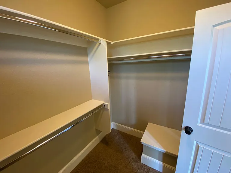 JH1102 — Photo 21