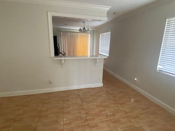 4th image of 301 Nottingham Blvd