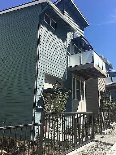 3512 NE 145th St Photo 1