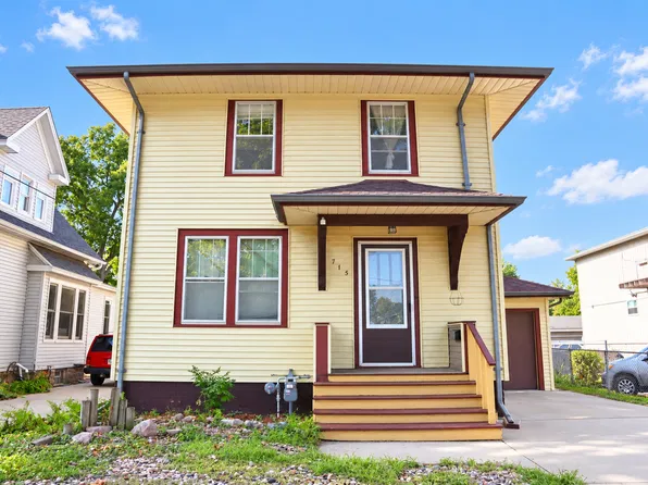 715 W 12th St, Sioux Falls, SD 57104