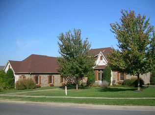 6002 S Black Oak Dr, Springfield, MO 65804