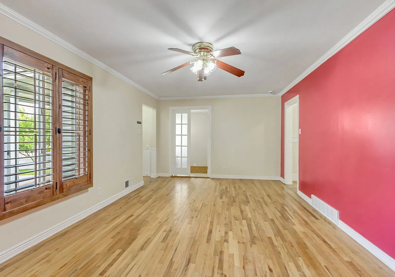 For Rent Special $2,500/Month Rate — Photo 3