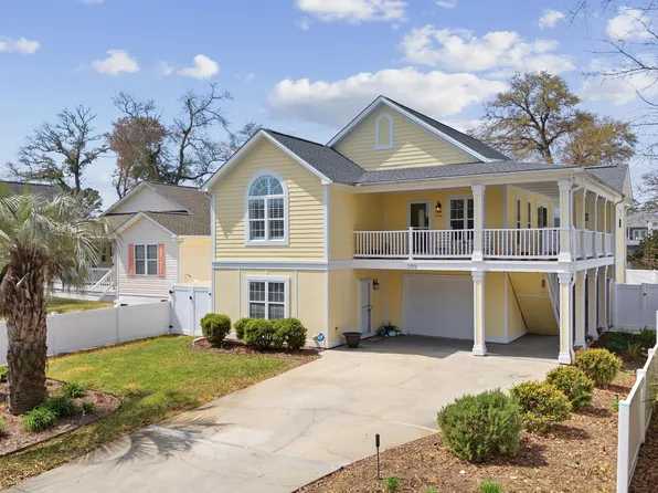 329 NE 59th Street, Oak Island, NC 28465