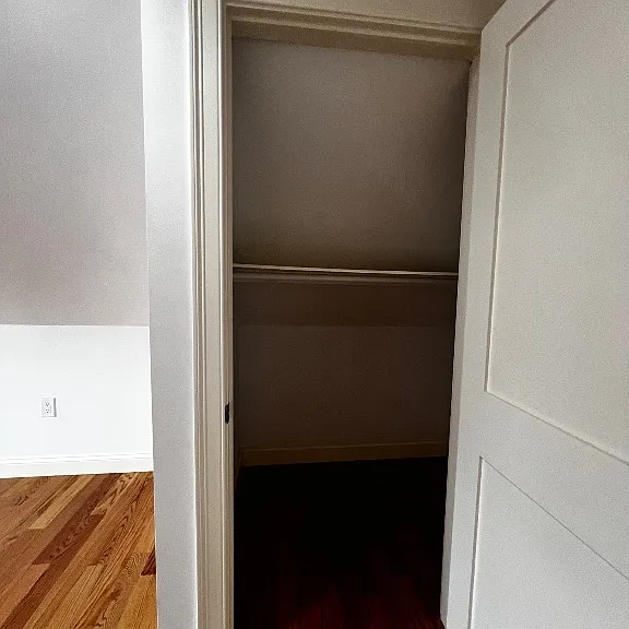 21 Wall St #2 — Photo 21